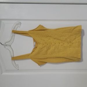 3/$15 Ricki's faux button tank